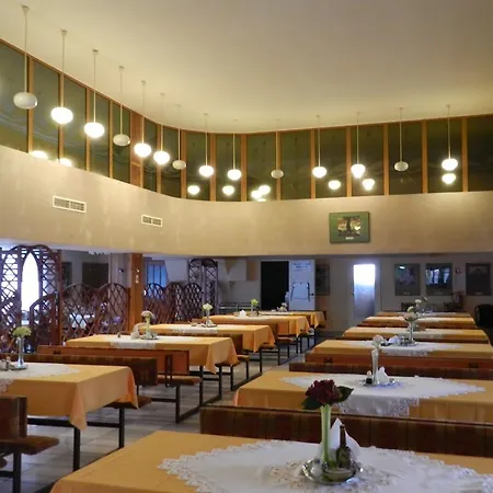 Pensión Dom Pielgrzyma Kalwaria Zebrzydowska